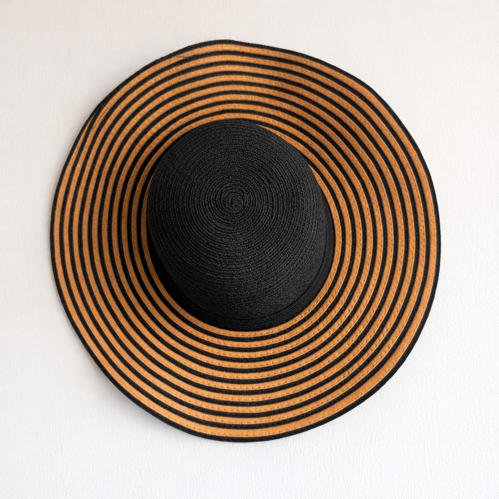 Mint by Goorin Wide Brim Sun Hat Black Tan Striped Packable Beach Resort Hat